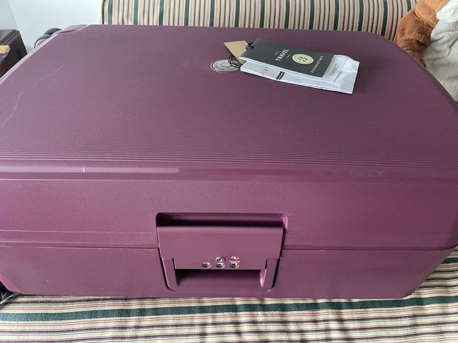 Mala Pablo Martinez  max bordeaux de 60/40 rigorosamente nova a estrear