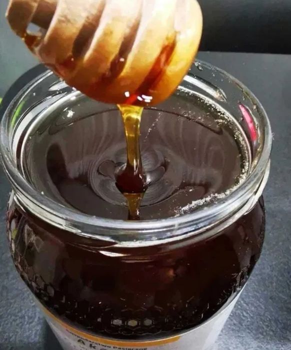 Miód Gryczany 100 % naturalny Słoiki szklane 0,9 l