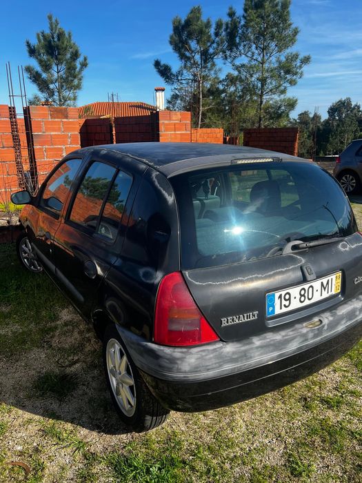 Renault clio 2 hatchback 1.2 1998