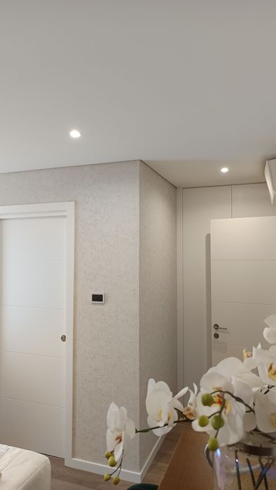 Aplicação de papel de parede