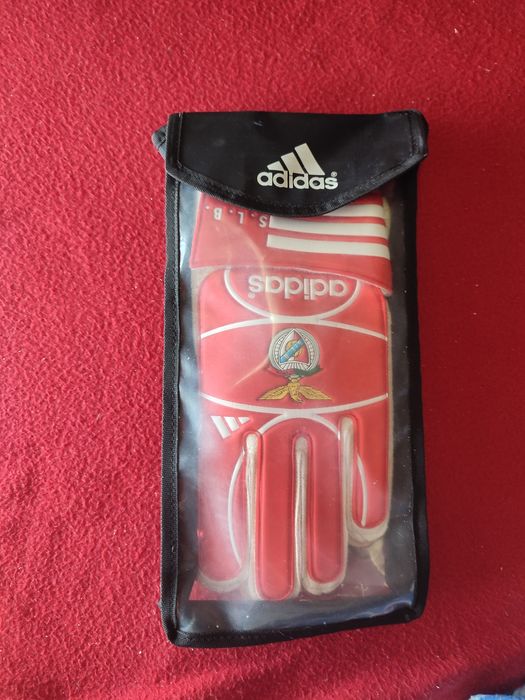 Camisola Benfica Adidas Autografada + Luvas GR Autografadas (José Moreira) – 2002/2003