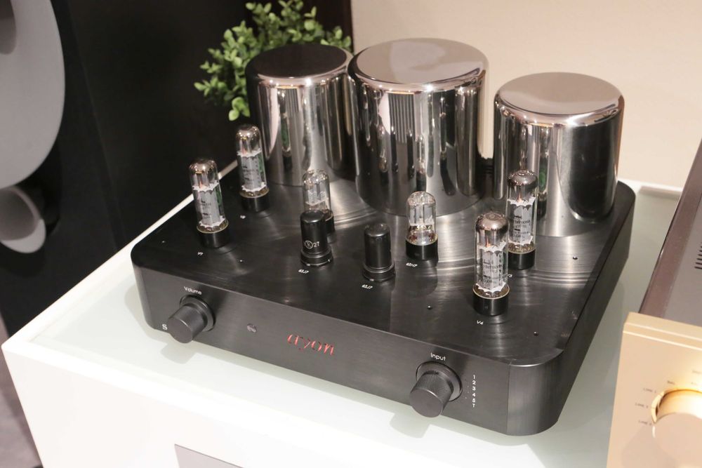 Ayon Scorpio MK II na lampach EL34