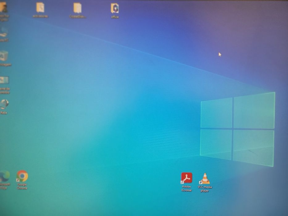 Desktop Fujitsu Esprimo D556 i3 de 6th gen,