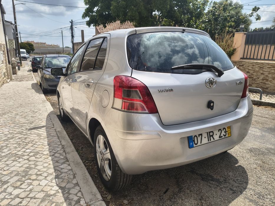 Toyota Yaris — fotografia 5