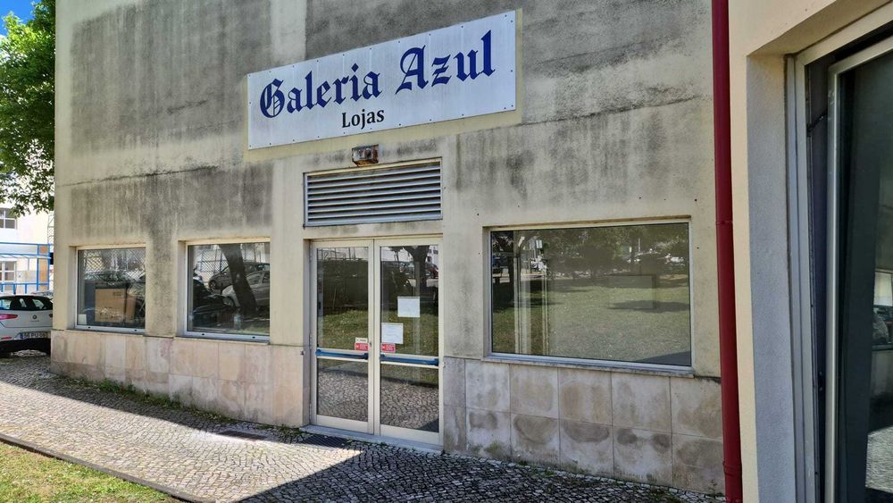 Arrenda-se loja na Galeria Azul