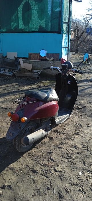 Продам Хонду Тудей 4т весь в оригинале.