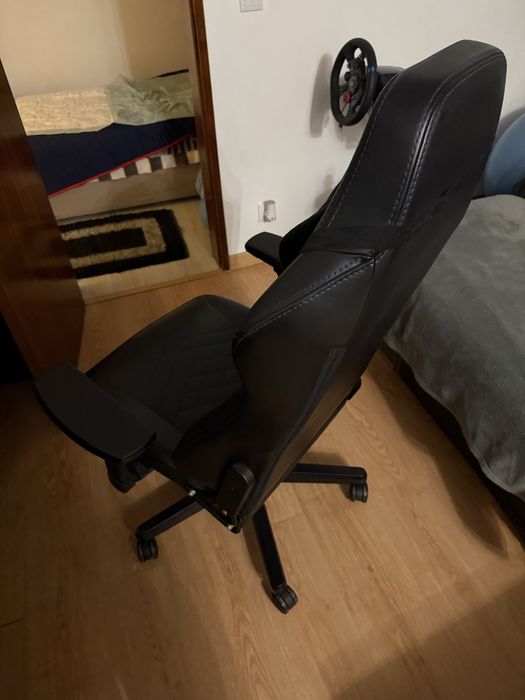 Vendo cadeira gaming