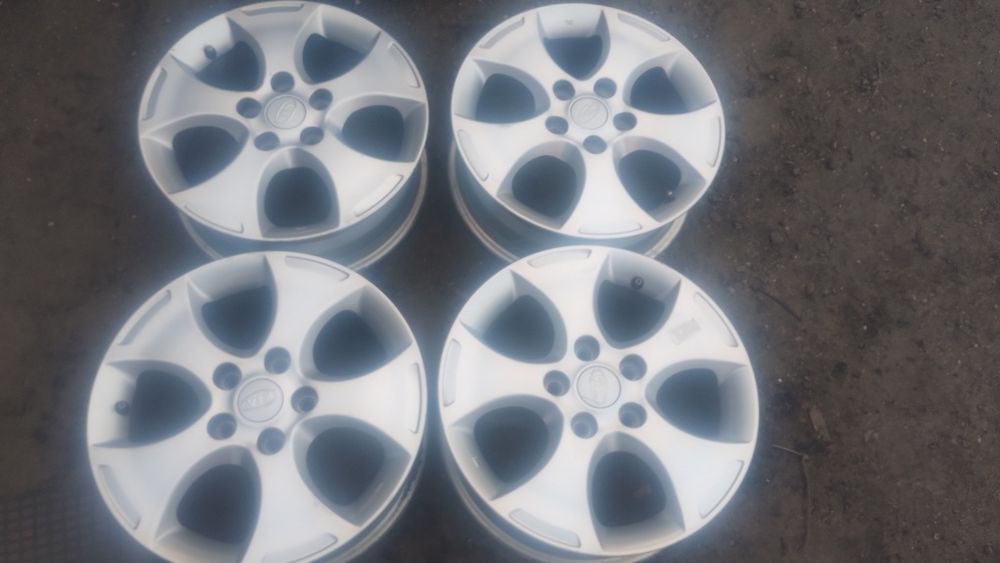 5x114,3 16 kia Hyundai mazda felgi aluminiowe