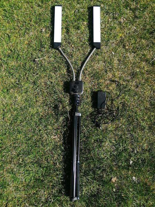 Sprzedam lampę fotograficzną LED.