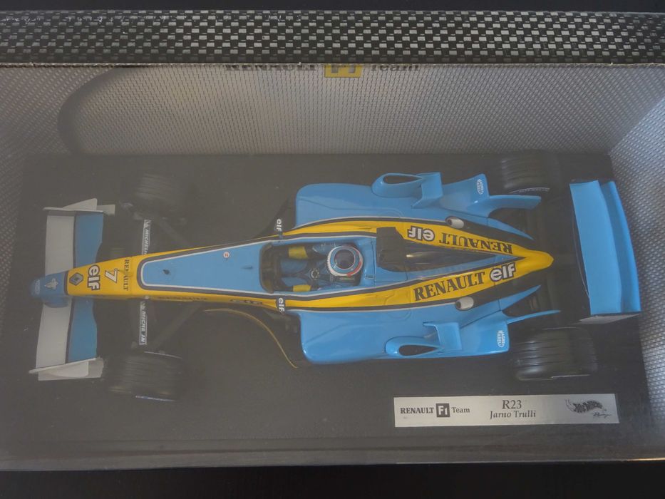 1:18 HotWheels Renault R23 F1 Jarno Trulli