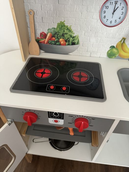 Kuchnia drewniana z Lidla dla dzieci