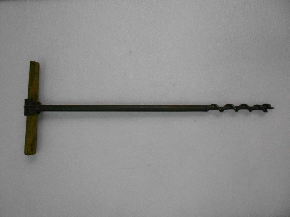 Stary świder ciesielski - wiertło do drewna