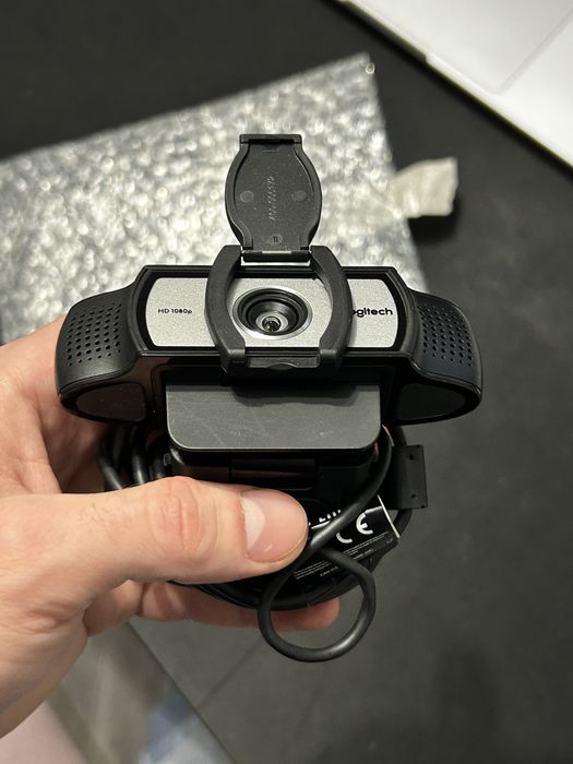 В гарному стані Веб-камера Logitech c930e 1080p 30fps (860-000568)