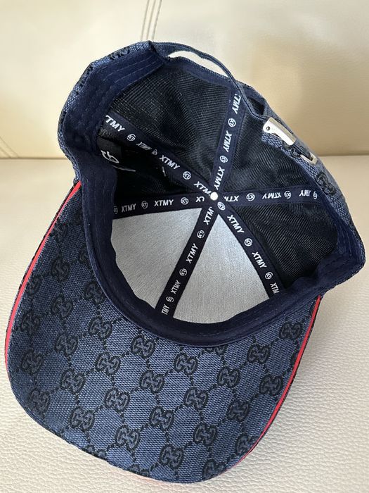 Czapka z daszkiem unisex granatowa