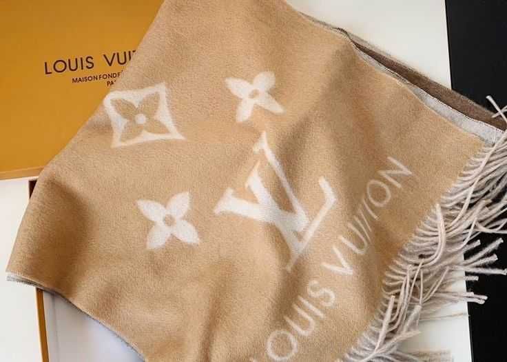 Szalik kaszmirowy Louis Vuitton