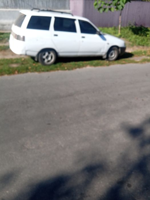 автомобіль ваз2111