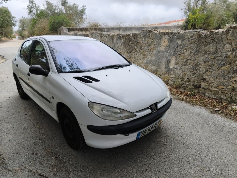Peugeot 206 1.1 gasolina — photo 3