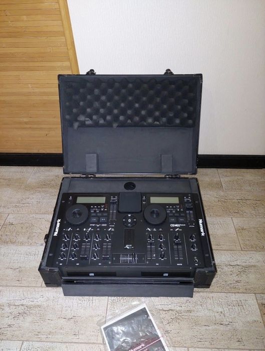 DJ мікшерний пульт Numark CDMix Bluetooth