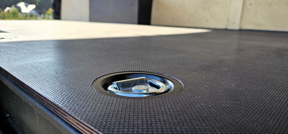 Iveco Daily L3 - Podłoga Brązowa 9 mm - WYSYŁKA, MONTAŻ- GRATIS !