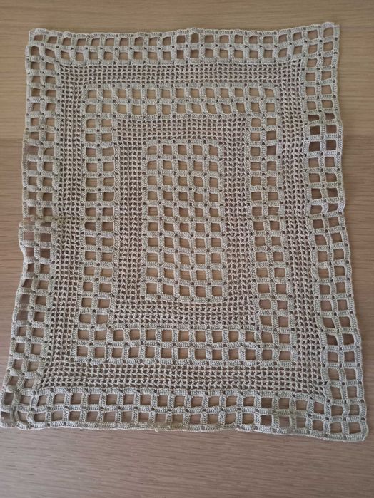 Napron em croché bege