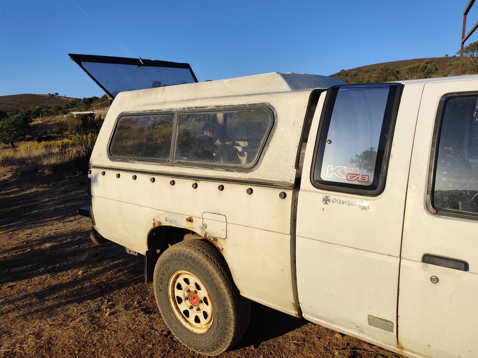 Hardtopcobertura Hardtop Nissan d21 d22 d23 king cab fibra de vidro com janelas