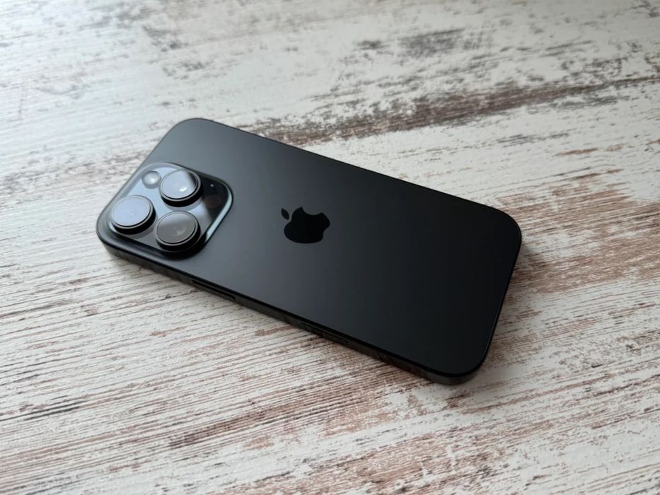 IPhone 16 Pro Max 256GB novo