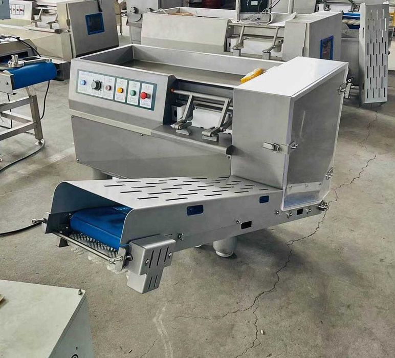 Шпигорізка нарізка кубиками, бруском м'яса, сала, курки, ковбаси