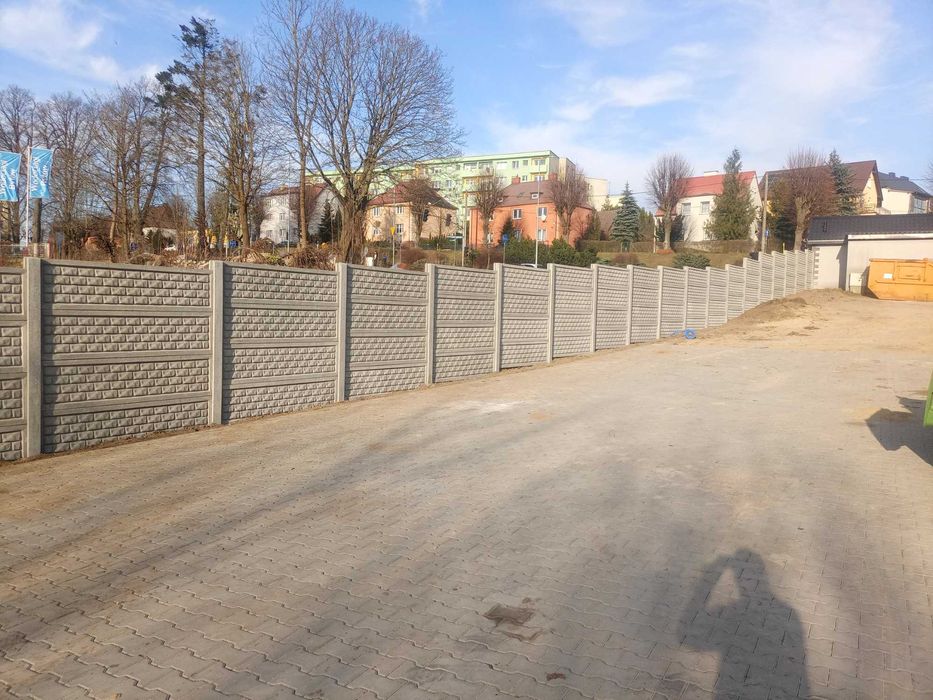 Ogrodzenia betonowe słupki do siatki Producent