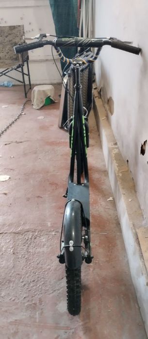 Самокат с велосипедными колесами