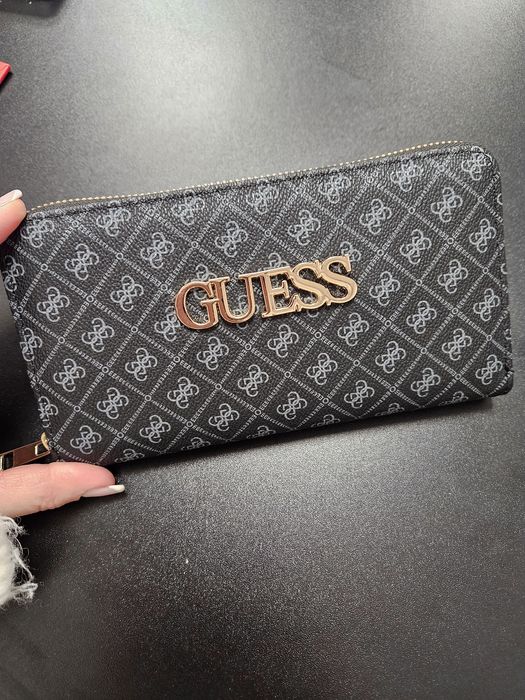 Damski portfel guess