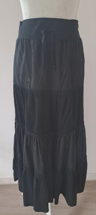 Saia comprida preta, Tam M, Marca DKNY