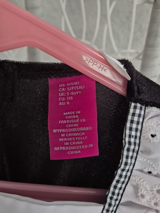 Dwa stroje, sukienki dla dziewczynki