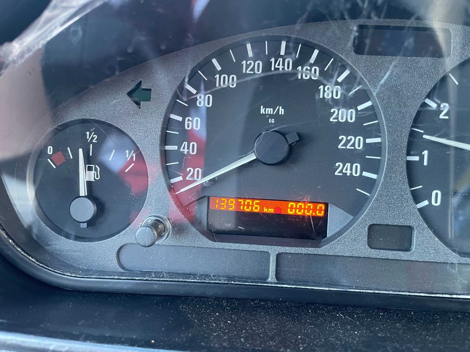 Bmw 3 e36 licznik zegary VDO 1.6 M43 COMPAKT 8371.558 1.8tds 8.361.210