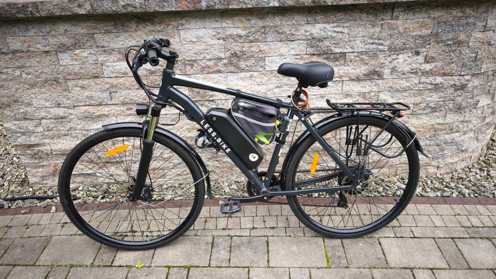 Rower męski miejski / trekking - LESS.BIKE HF4.0 - Zobacz!