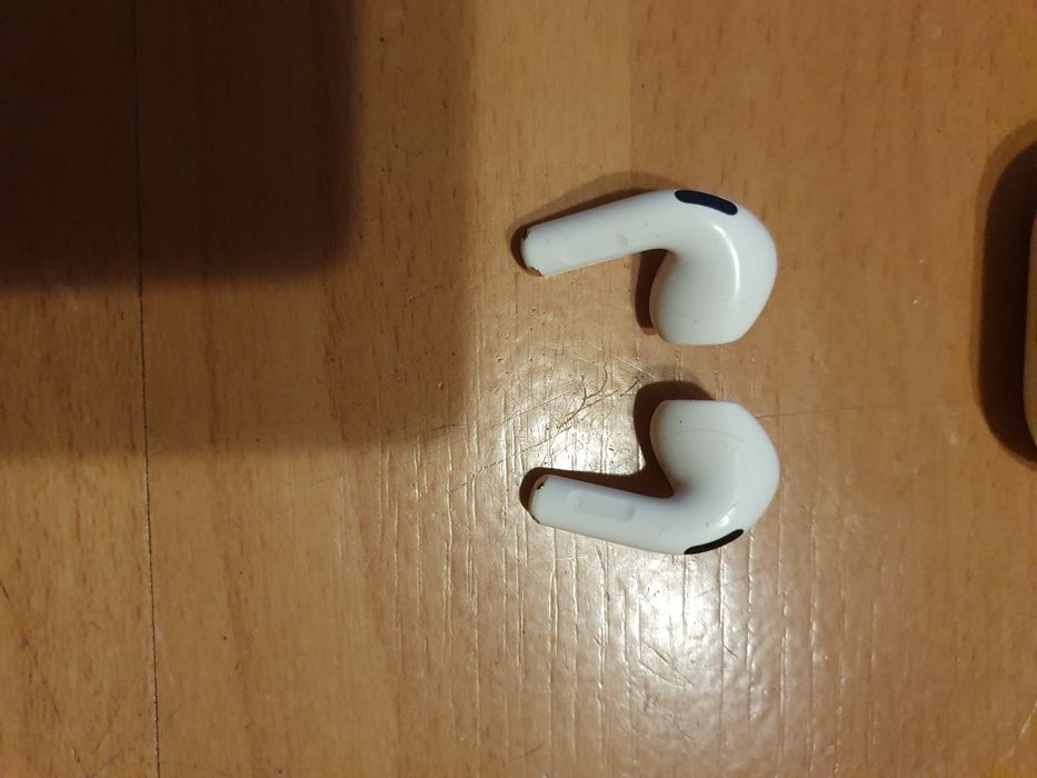 Słuchawki Apple AirPods 4 - A3058 - ORYGINAŁ !!!