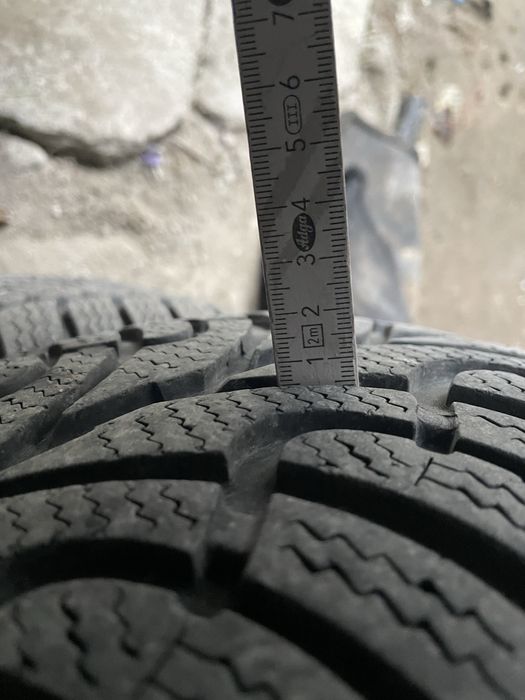 Koła felgi opony zimowe 195/65 R15   5x114.3  66.1