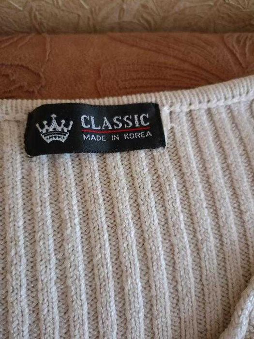 Светр бежевий, тепла кофта з гудзиками