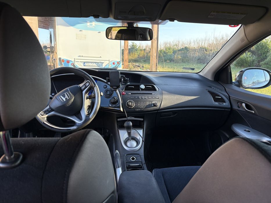 Honda Civic VIII 1,4 benzyna