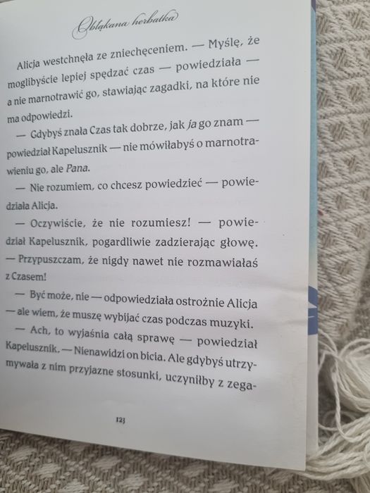 Książka Alicja w krainie czarów
