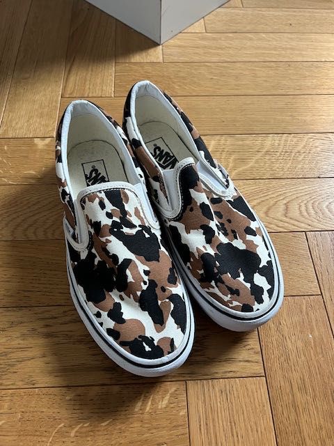 Trampki Vans z nadrukiem łat krowy