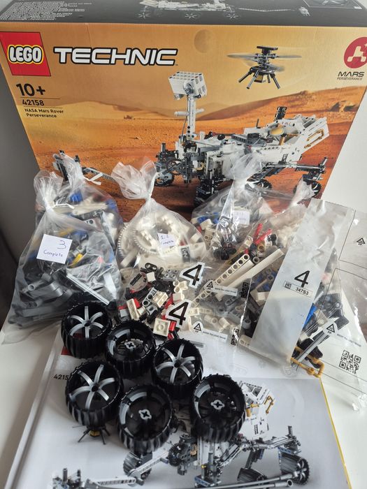 Lego Technic 42158 NASA Mars Rover Preserverance