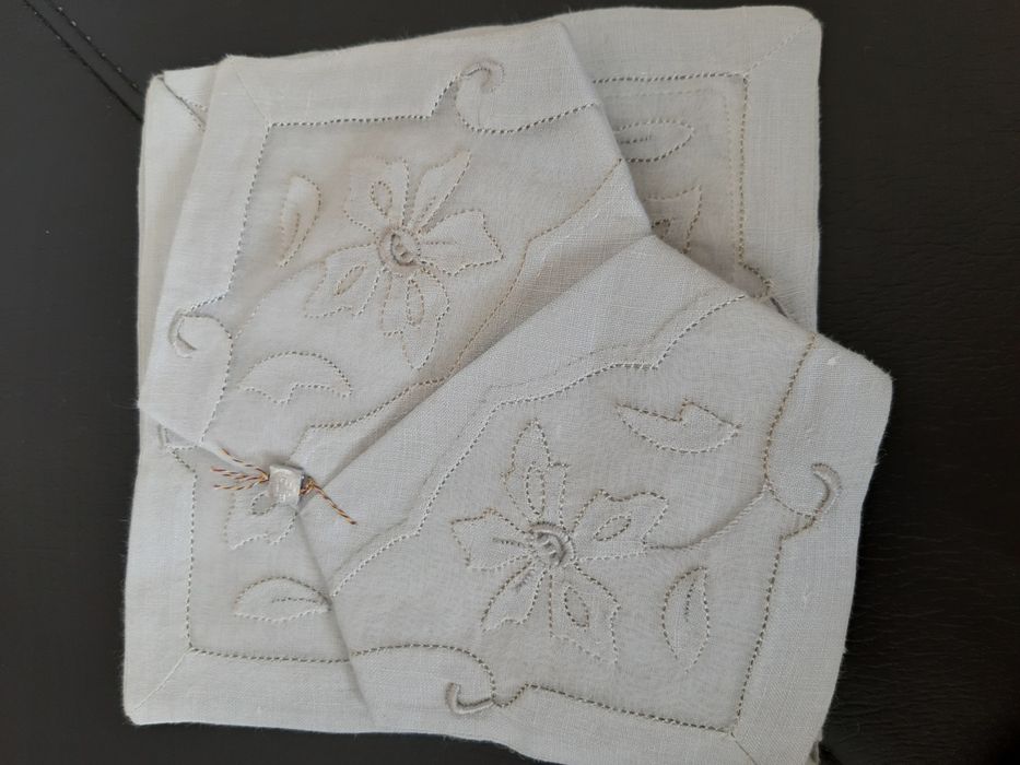 Toalha de mesa bordado glamour novo