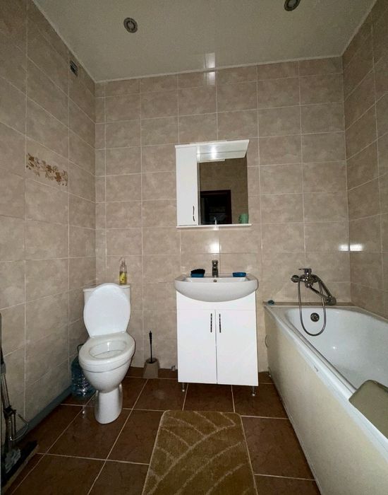 Садовий, продам простору 1но кім.квартиру, АО, середній поверх