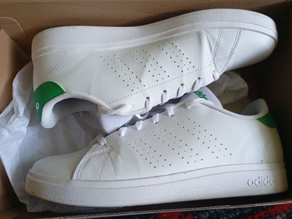Białe buty damskie adidas Advantage 40