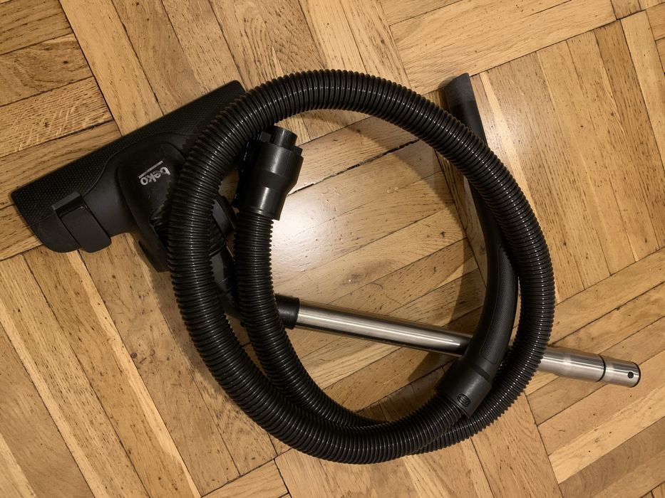 Sprzedam odkurzacz bezworkowy Beko vco 42701 AB