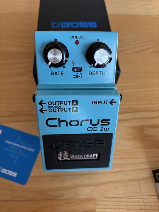 BOSS CE-2w Waza Craft, chorus nowy gwarancja