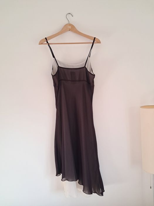 Elegancka sukienka asymetryczna, Bialcon