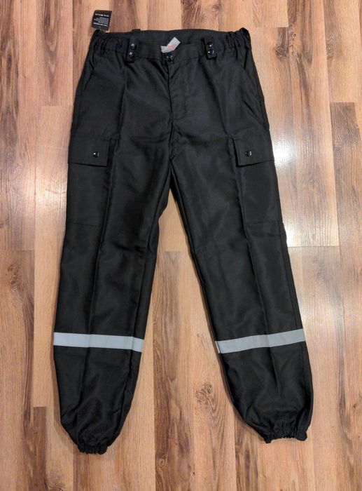 Czarne spodnie robocze 40