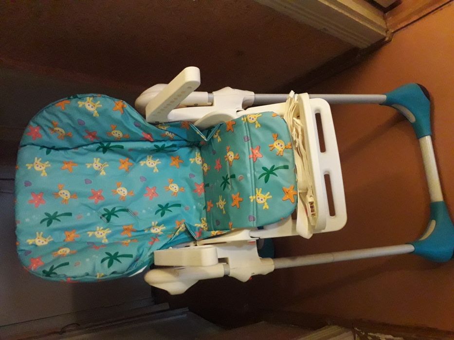 Стульчик Chicco Polli