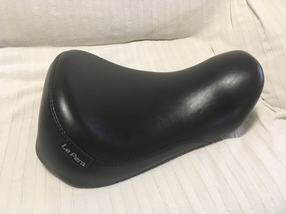 Le Pera Silhouette Solo Seat LF- 856 Harley Davidson Sportster